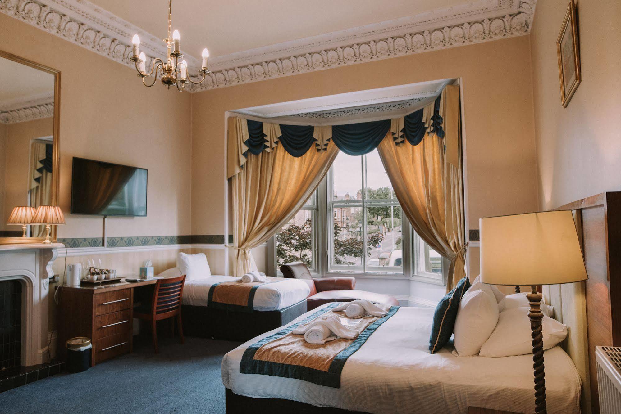 West End 4* Édimbourg